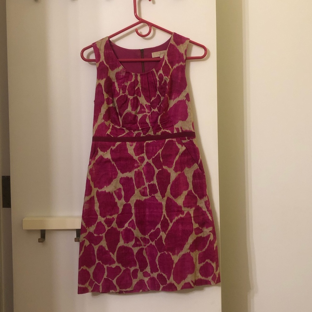 Petite Loft pink and tan patterned dress!